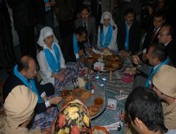 Şehit tıbbiyeliler rahmetle anıldı